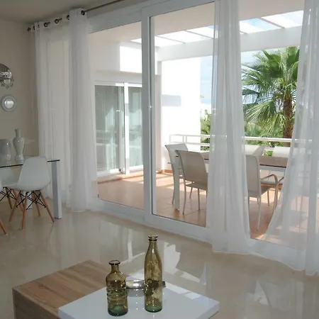 Alcazaba Lagoon Luxury * Estepona