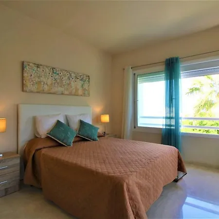 Alcazaba Lagoon Luxury *