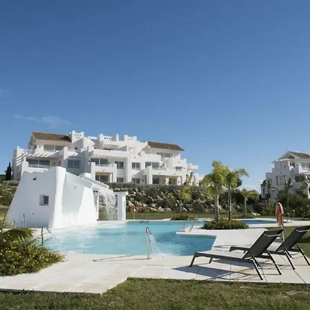 Alcazaba Lagoon Estepona