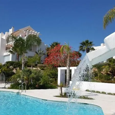 Alcazaba Lagoon * Estepona